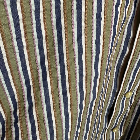 Robert Graham flip cuff dress shirt, XXL, textured front, stripe, office, date - Picture 3 of 15
